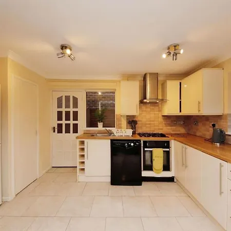 Beautiful Home Close To Town Free Netflix, Wifi Solihull Exterior foto