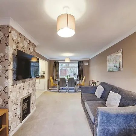 Beautiful Home Close To Town Free Netflix, Wifi Solihull Exterior foto