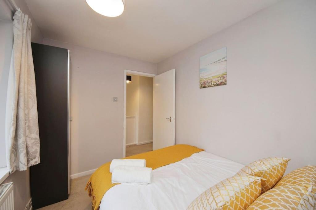 Beautiful Close To Town Free Netflix, Wifi Holiday home *