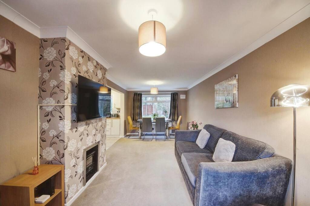 Holiday home Beautiful Close To Town Free Netflix, Wifi *