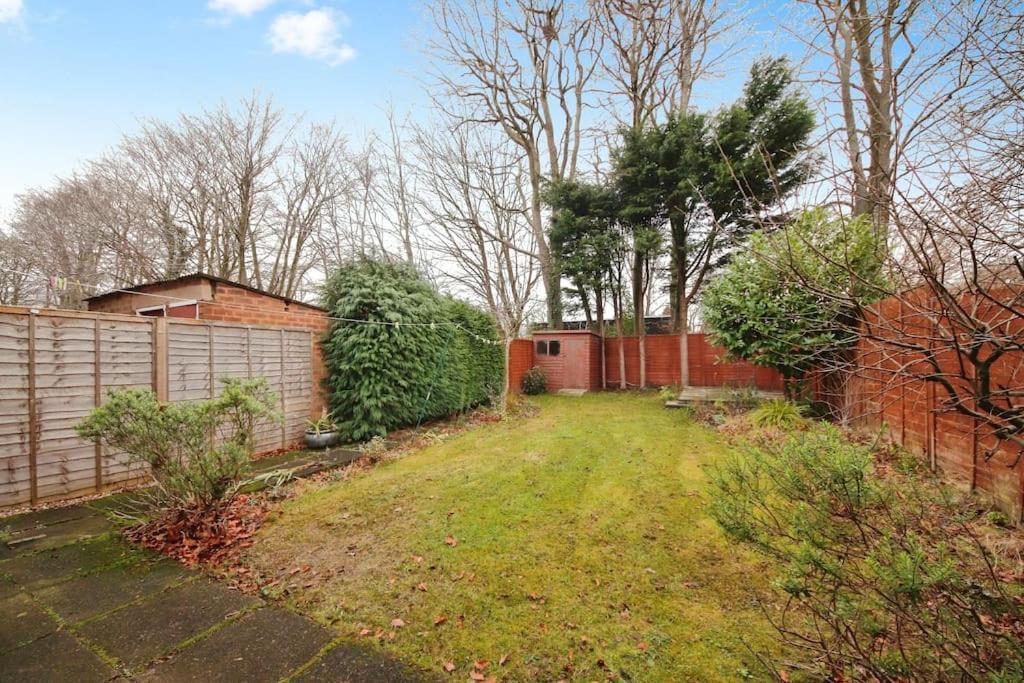Beautiful Close To Town Free Netflix, Wifi * Solihull